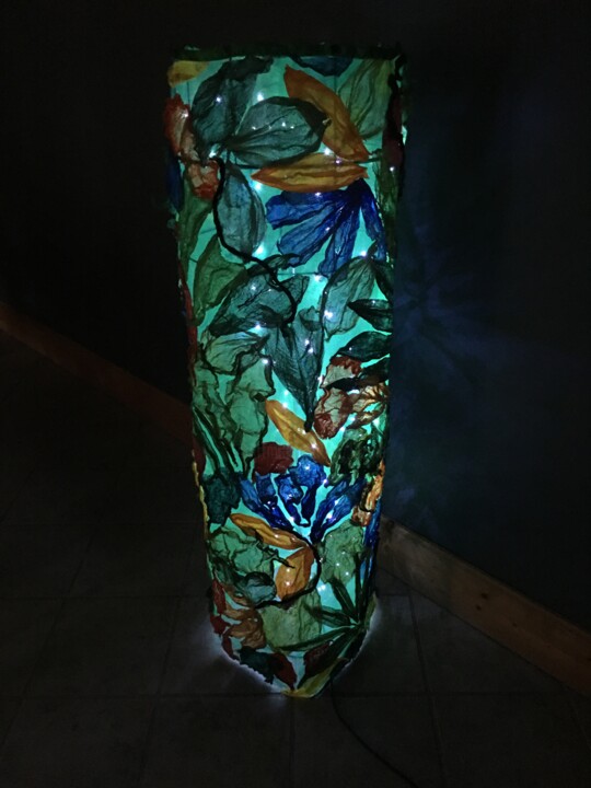 Sculpture intitulée "La nuit des lucioles" par Koki, Œuvre d'art originale, Tissu