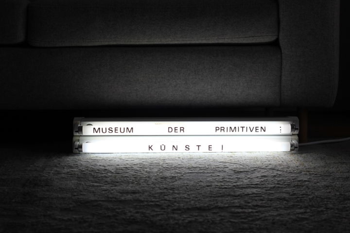 Diseño titulada "MUSEUM DER PRIMITIV…" por S. Krause, Obra de arte original, Luminaria