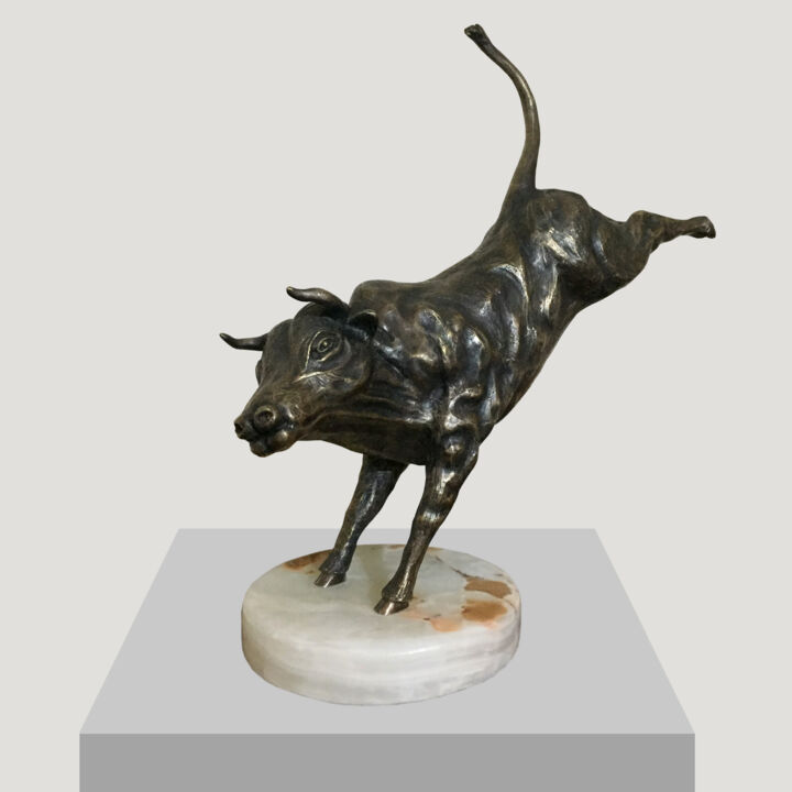 「Bull」というタイトルの彫刻 Krikor Avessianによって, オリジナルのアートワーク, ブロンズ