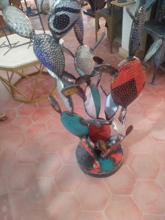 Sculpture titled "Prickly Pear Tree" by Kubotoo, Original Artwork, Metals