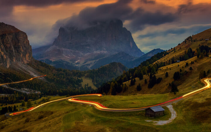 Fotografia intitulada "Passo Gardena in bl…" por Martin Kucera, Obras de arte originais, Fotografia digital