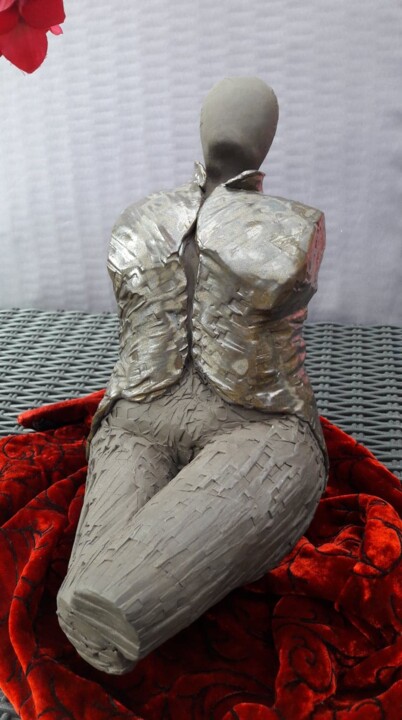 Sculpture titled "058 D_Modern' APOLL…" by L'Atelier De Nanou, Original Artwork, Terra cotta