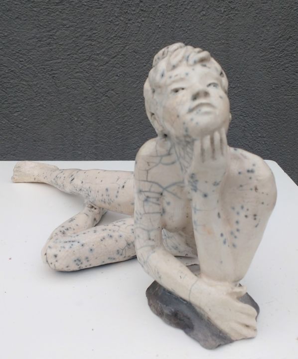 Sculpture titled "Rêveuse" by Frédérique Lacroix Damas, Original Artwork, Ceramics