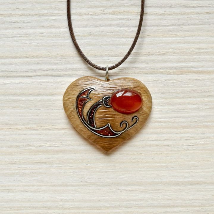 Design getiteld "Wood heart shaped n…" door Valerii Latyshev, Origineel Kunstwerk, Juwelen