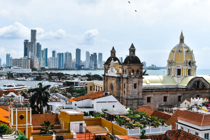 Photography titled "Cartagena Skyline" by Laura García, Original Artwork, Digital Photography
