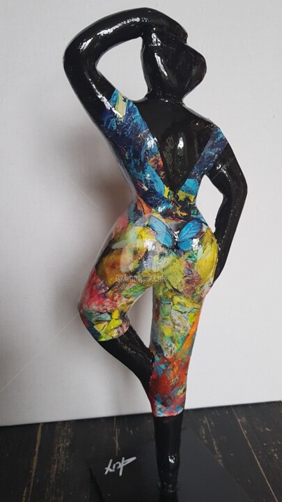 Sculpture titled "Ma Belle" by Laurence Clerembaux, Original Artwork