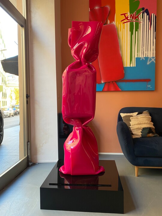 Скульптура под названием "Wrapping Bonbon Fus…" - Laurence Jenk, Подлинное произведение искусства, Пластмасса