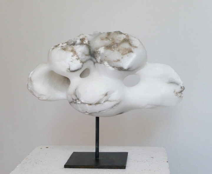 제목이 "Petit nuage VI"인 조형물 Laurent Boucheron로, 원작, 돌