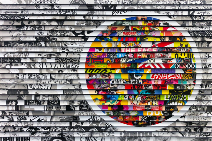 Collages getiteld "THE WORLD" door Laurent Gros, Origineel Kunstwerk, Collages Gemonteerd op Houten paneel