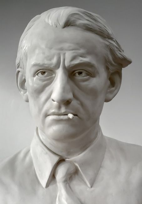 Escultura titulada "André Malraux" por Laurent Mc, Obra de arte original, Otro