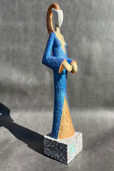 Escultura titulada "Haïcha" por Laurent Messager, Obra de arte original, Cemento