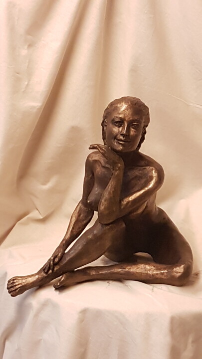 Sculpture titled ""Les reves de Manon…" by Le Cann, Original Artwork, Bronze