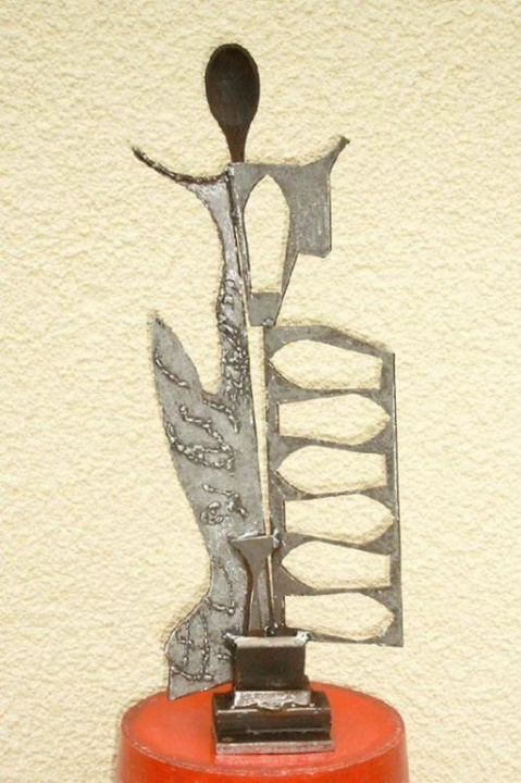 Sculpture titled "ikama" by Raymond Le Chélard, Original Artwork