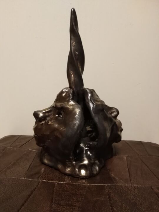 Sculpture titled "Double face" by Desire Lefebvre, Original Artwork, Clay
