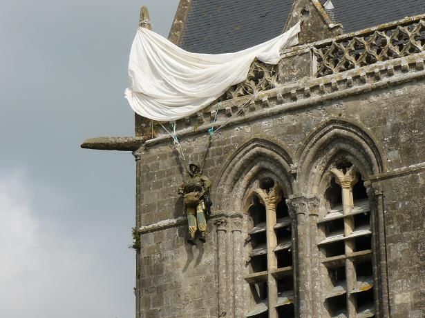 Photography titled "Sainte Mère l'Eglise" by Dominique Lemetayer, Original Artwork