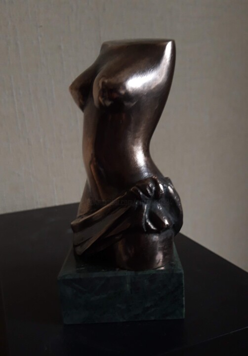 Скульптура под названием "Nude (torse)" - Leo Adam (Leonid Shatsylo), Подлинное произведение искусства, Бронза