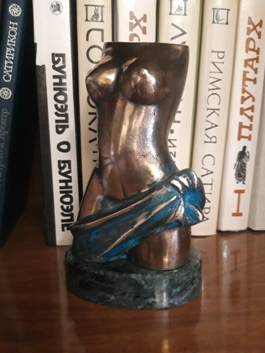 Sculpture titled "torse 9" by Leo Adam (Leonid Shatsylo), Original Artwork, Bronze