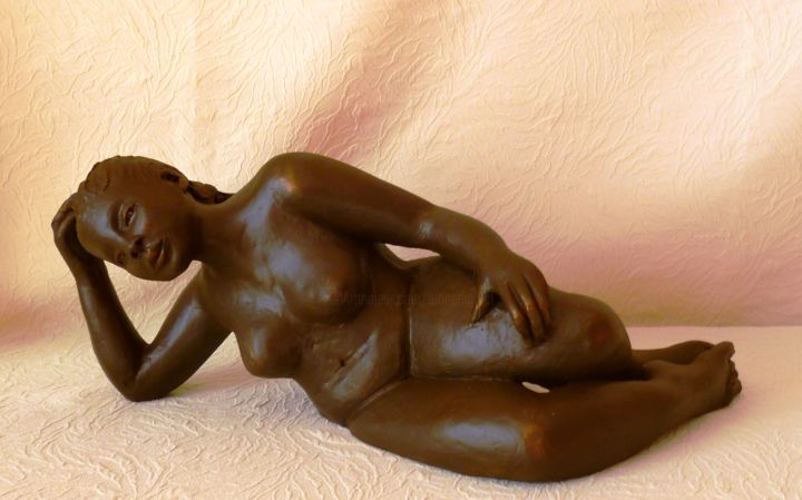 Sculpture intitulée "PLENITUDE" par Léone Digraci, Œuvre d'art originale, Céramique