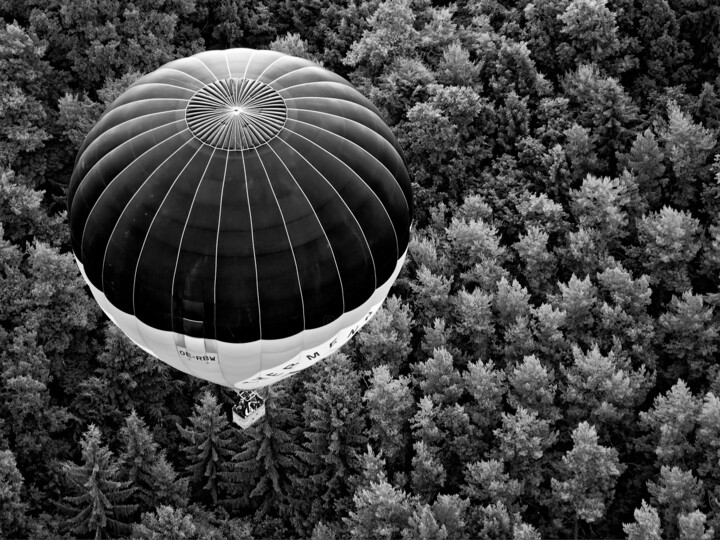 Фотография под названием "Der Ballon" - Leopold Brix, Подлинное произведение искусства, Цифровая фотография