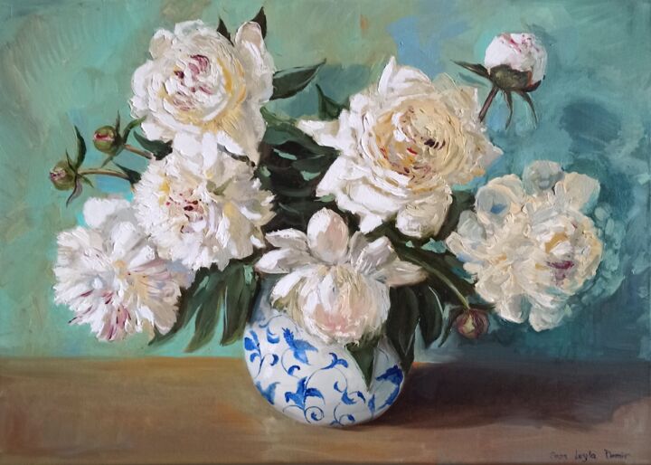 Painting titled "White peonies in po…" by Leyla Demir, Original Artwork, Oil Mounted on Wood Stretcher frame