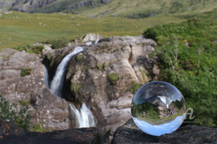 Photography titled "Waterfall Bubble" by Dominik Olp, Original Artwork, Non Manipulated Photography