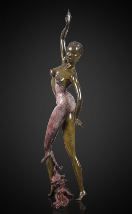 Sculpture intitulée "Carmen" par Lilou Gilbert Desvallons, Œuvre d'art originale, Bronze