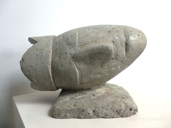 Скульптура под названием "The sleeping king" - Liquette-Gorbach, Подлинное произведение искусства, бетон