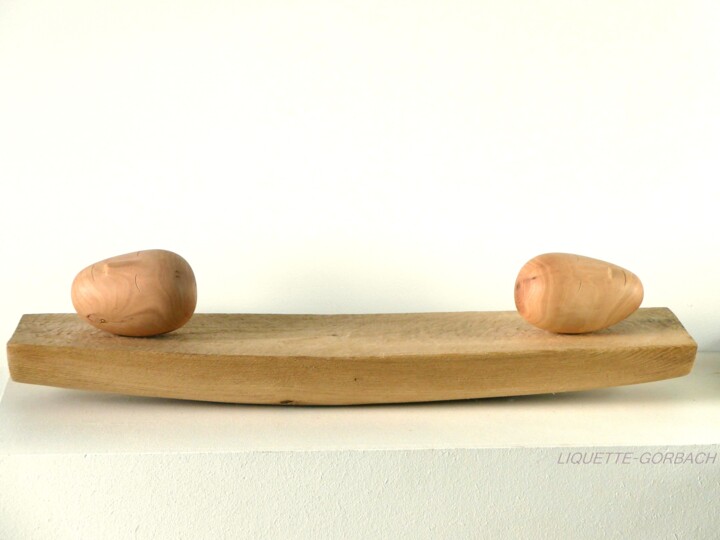Escultura intitulada "Two in a boat" por Liquette-Gorbach, Obras de arte originais, Madeira