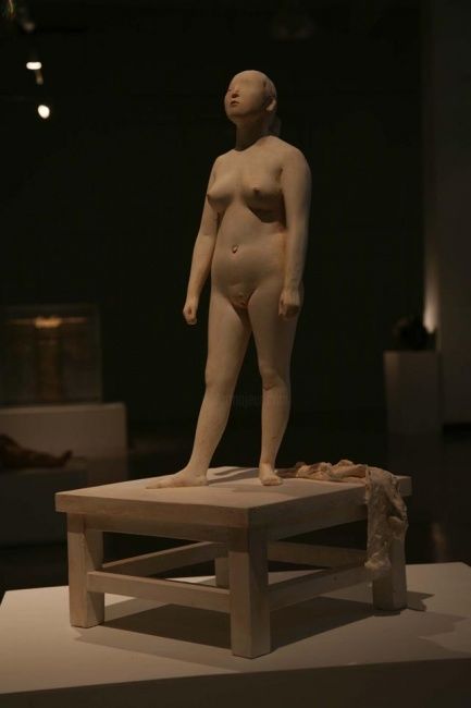 雕塑 标题为“工作室里的模特NO.3” 由象群 李, 原创艺术品