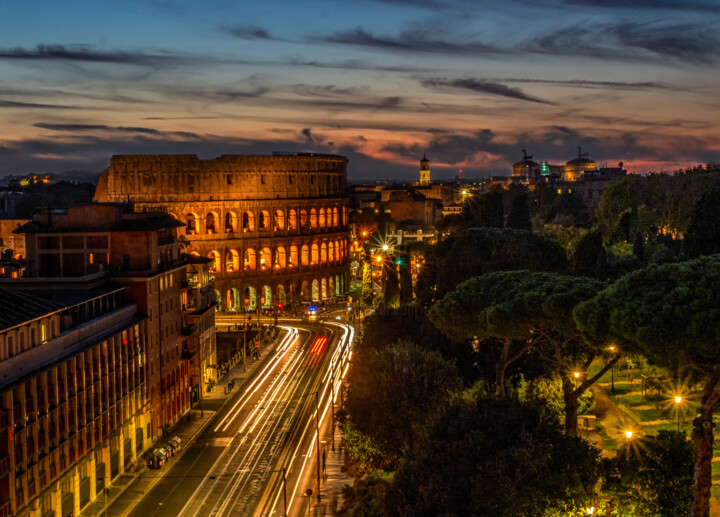 Fotografia intitulada "Twilight in Rome" por Lm Walker, Obras de arte originais, Fotografia digital