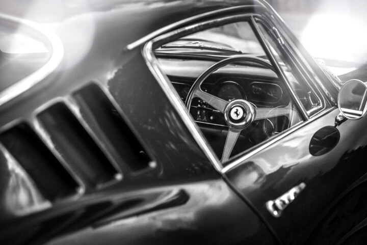 「1965 Ferrari 275 GTB」というタイトルの写真撮影 Loïc Kernenによって, オリジナルのアートワーク, デジタル 段ボールにマウント