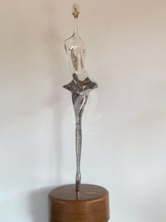 Sculpture intitulée "Bailarina" par Regina Avellar, Œuvre d'art originale