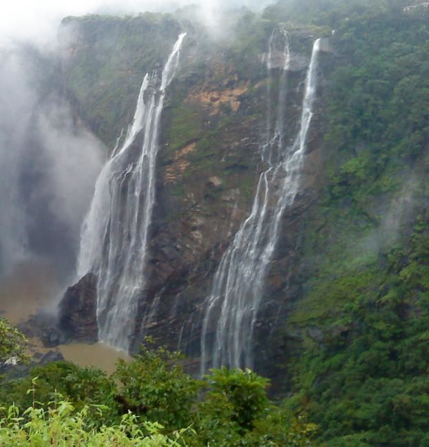 Fotografia intitolato "Jog falls  Karnataka" da Lokeswara Rao, Opera d'arte originale