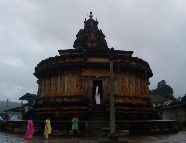 Photography titled "Temple, sringeri, K…" by Lokeswara Rao, Original Artwork