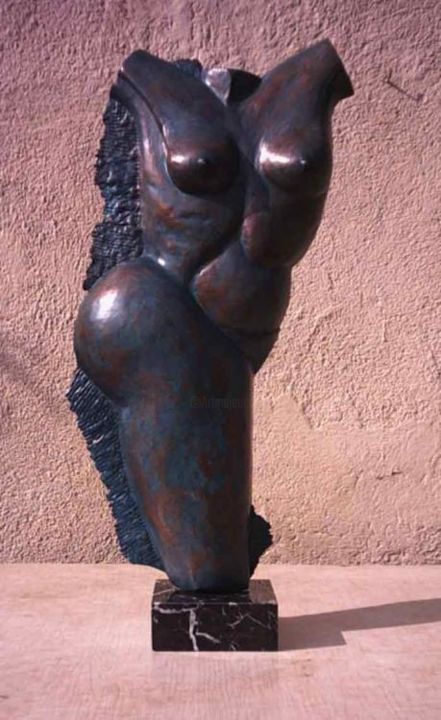Sculpture titled "Nerea" by Jaime Lorenz Baeta, Original Artwork