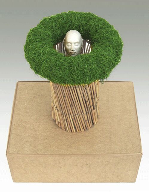 Skulptur mit dem Titel "Boite "Eté", La scu…" von Lou Perdu, Original-Kunstwerk, Gemischte Medien