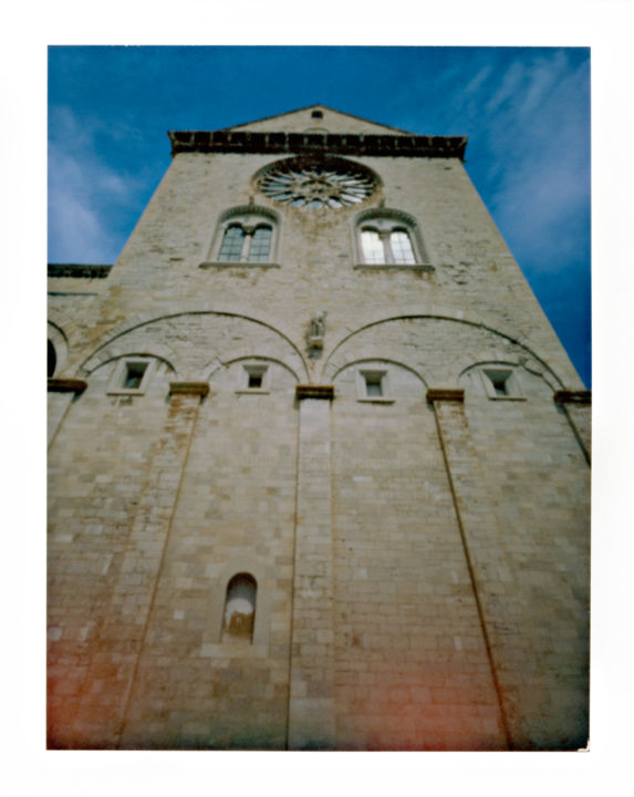 Fotografia intitolato "trani - cattedrale…" da Luca Baldassari, Opera d'arte originale