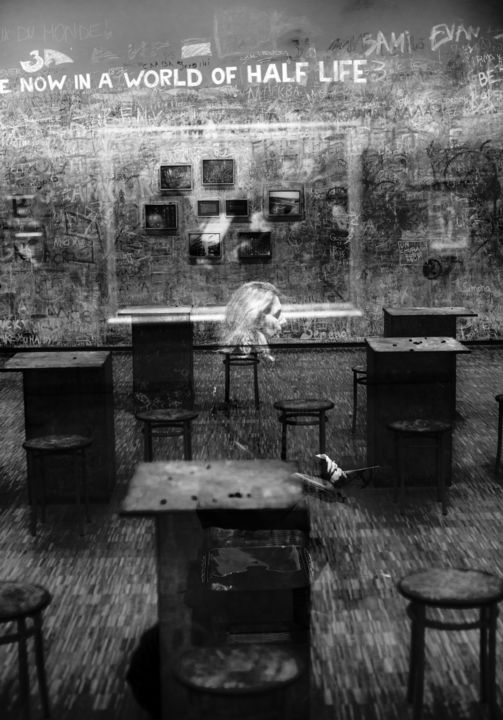 Photographie intitulée "Au-delà du visible…" par Luca Papini, Œuvre d'art originale, Photographie numérique