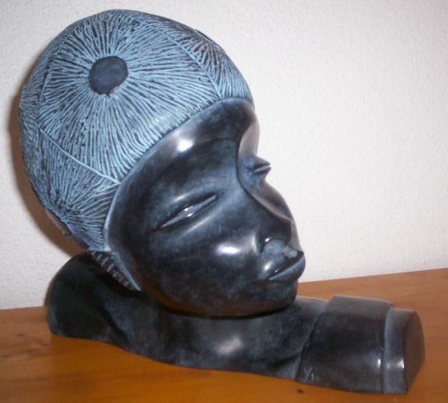 Sculpture intitulée "Ethiopia" par Y L, Œuvre d'art originale, Métaux