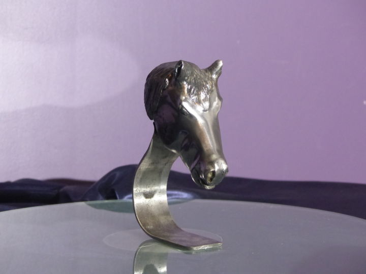 Sculpture intitulée "tete-de-cheval.jpg" par Ludovic Anquetil, Œuvre d'art originale, Métaux
