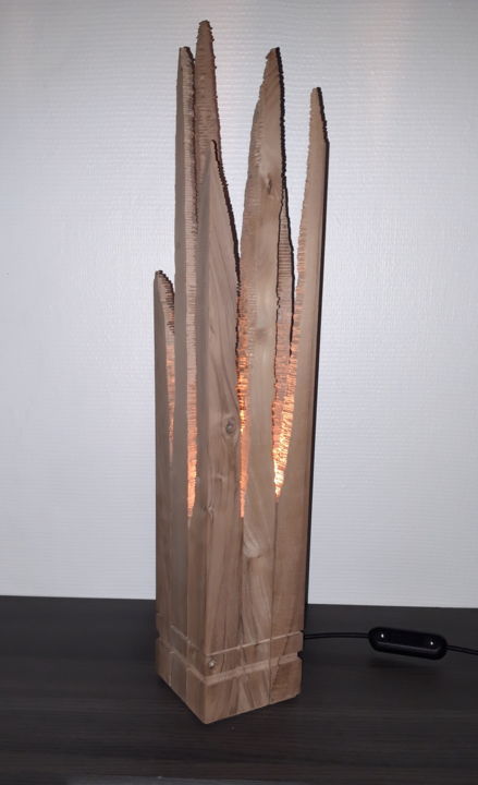 Sculpture titled "Flamme" by Ludovik Bost  Totems Cambium-Même, Original Artwork, Wood