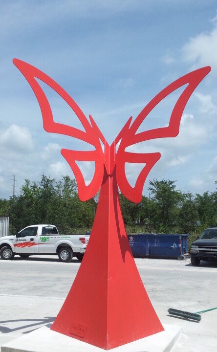 Escultura titulada "Standing Papillon" por Lugufelo, Obra de arte original, Metales