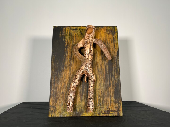 Sculpture titled "El astronauta desnu…" by Luis Manuel Ruiz, Original Artwork, Wood