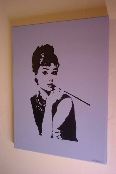 Painting titled "Audrey Hepburn" by Louise Lench, Original Artwork, Oil