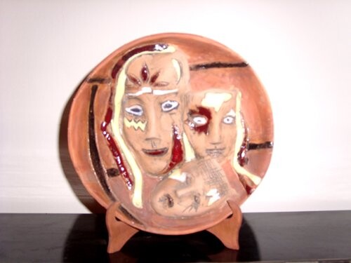 Scultura intitolato "mask in different w…" da Luse Yeremyan, Opera d'arte originale, Ceramica