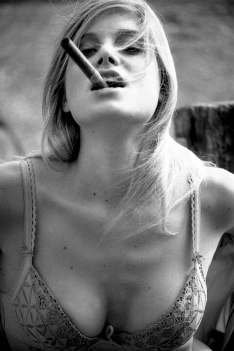 Fotografie getiteld "Le Cigare" door Luz, Origineel Kunstwerk, Film fotografie