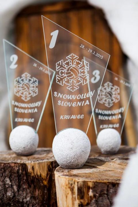 Design intitulée "Winner cup for Snow…" par M-Hrovat, Œuvre d'art originale