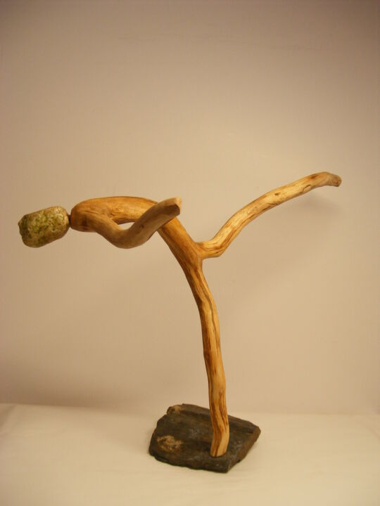 Sculpture titled "penn kaled 2" by Madame Bout-De-Bois, Original Artwork, Wood