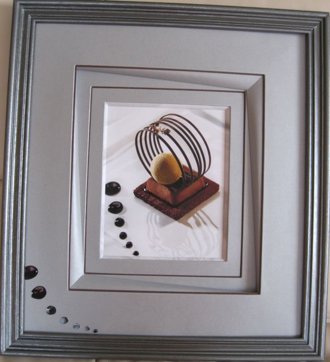 Installation titled "gâteau au chocolat" by Mad, Original Artwork