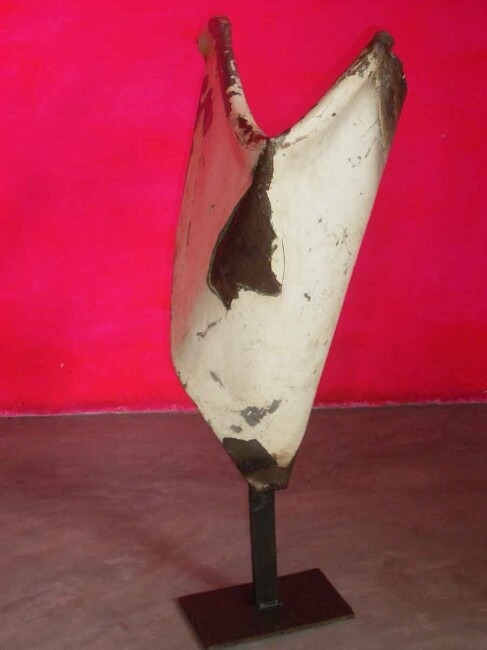 Sculpture titled "fragmentation Ambas…" by Mag Michel, Original Artwork
